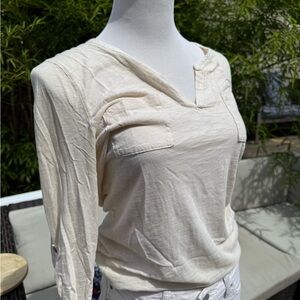 Calvin Klein Women's Cream V-Neck Top